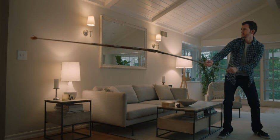 Egresado dirige el arte de un comercial del Super Bowl