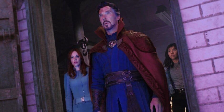 Review de Doctor Strange en el multiverso de la locura