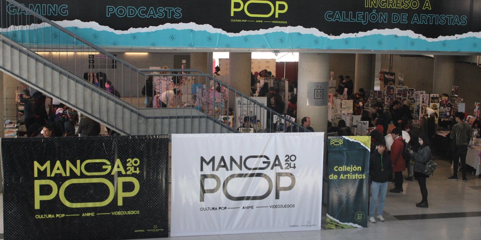 Un alumno, en la identidad de MangaPOP